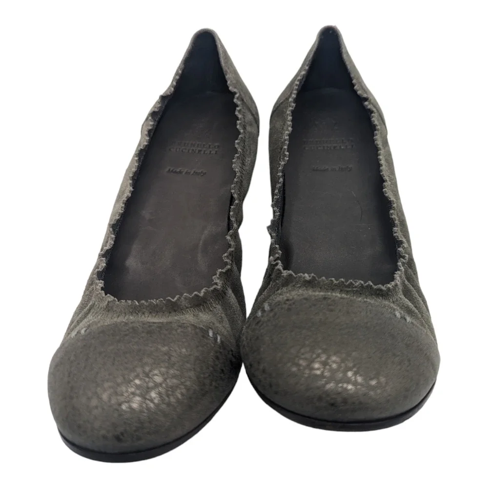 Brunello Cucinelli Flat Gray Suede Leather Cap Toe Pebbled Italy Size 37 US 7